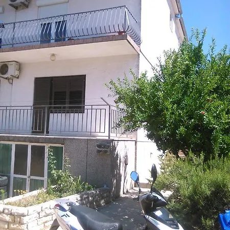 Apartmani Kapitanovic *