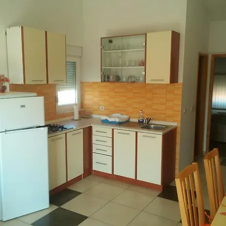 Apartmani Kapitanovic * Biograd Na Moru