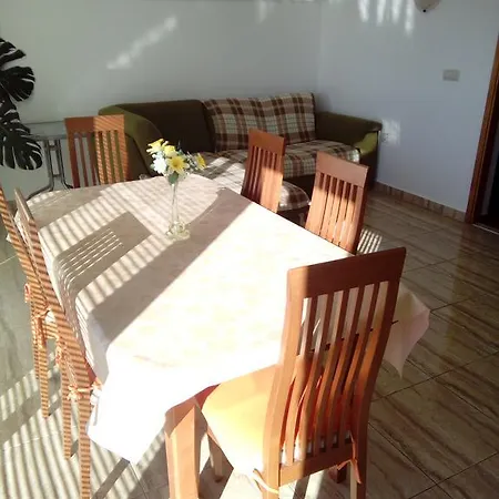 Apartment Apartmani Kapitanovic *