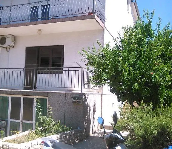 Apartmani Kapitanovic *